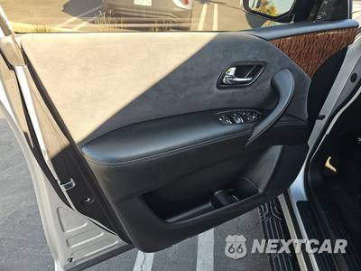 2020 Nissan Armada SV - zdjęcie 9 z 42 - miniatura