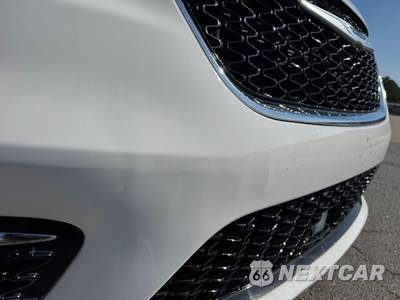 2023 Chrysler Pacifica Touring L 121.6" WB - zdjęcie 27 z 29 - miniatura