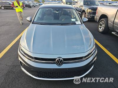 2025 Volkswagen Jetta SE - zdjęcie 2 z 18 - miniatura