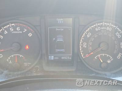 2019 Toyota Tacoma SR Extended Cab Long Bed w/Rear Doors - zdjęcie 12 z 32 - miniatura