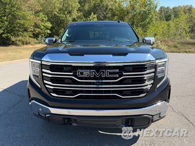 2022 GMC Sierra 1500 SLT Crew Cab Short Bed 4SA - zdjęcie 2 z 54 - miniatura