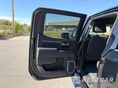 2022 GMC Sierra 1500 SLT Crew Cab Short Bed 4SA - zdjęcie 16 z 54 - miniatura
