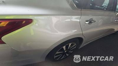 2018 Nissan Altima 2.5 SL - zdjęcie 27 z 39 - miniatura