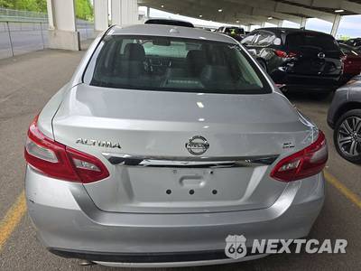 2018 Nissan Altima 2.5 SL - zdjęcie 5 z 39 - miniatura