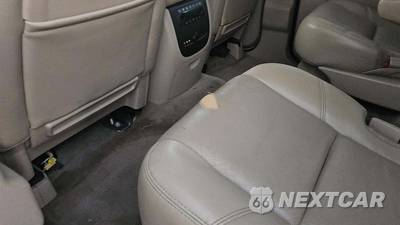 2011 Chevrolet Tahoe LTZ 1LZ - zdjęcie 33 z 38 - miniatura