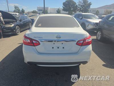 2017 Nissan Altima 2.5 S - zdjęcie 5 z 49 - miniatura