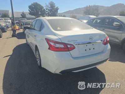 2017 Nissan Altima 2.5 S - zdjęcie 6 z 49 - miniatura