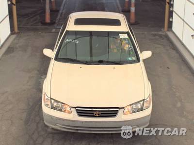 2001 Toyota Camry LE - zdjęcie 2 z 38 - miniatura