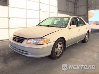 2001 Toyota Camry LE - zdjęcie 1 z 38 - miniatura