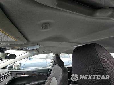 2025 Toyota Camry LE - zdjęcie 19 z 48 - miniatura