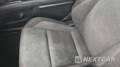 2025 Toyota Camry LE - zdjęcie 26 z 48 - miniatura