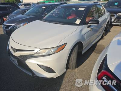 2018 Toyota Camry XSE - zdjęcie 1 z 38 - miniatura
