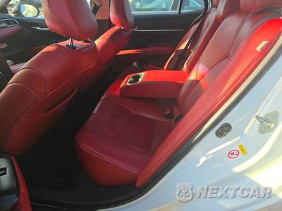 2018 Toyota Camry XSE - zdjęcie 13 z 38 - miniatura
