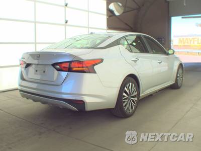 2025 Nissan Altima SV - zdjęcie 4 z 27 - miniatura