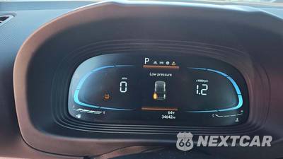 2025 Hyundai Venue SEL - zdjęcie 20 z 27 - miniatura