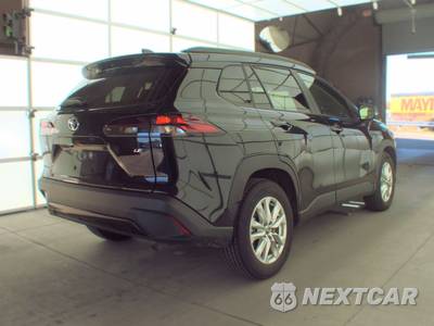 2026 Toyota Corolla Cross LE - zdjęcie 4 z 26 - miniatura