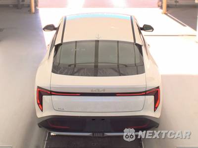 2025 Kia K4 LXS - zdjęcie 5 z 38 - miniatura