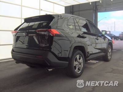 2025 Toyota RAV4 Hybrid XLE - zdjęcie 4 z 27 - miniatura
