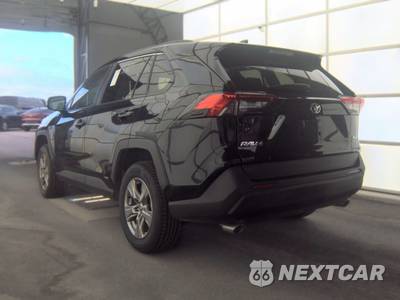 2025 Toyota RAV4 Hybrid XLE - zdjęcie 6 z 27 - miniatura