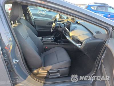 2026 Toyota Prius LE - zdjęcie 8 z 29 - miniatura