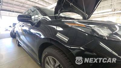 2025 Toyota Sienna LE 8-Passenger 120.5" WB - zdjęcie 32 z 41 - miniatura