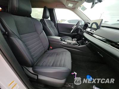 2025 Mitsubishi Outlander Trail Edition - zdjęcie 8 z 27 - miniatura