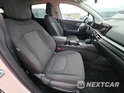 2026 Kia Sportage Hybrid LX - zdjęcie 8 z 23 - miniatura