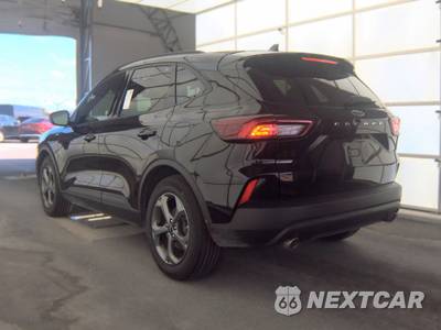2026 Ford Escape ST-Line - zdjęcie 6 z 22 - miniatura