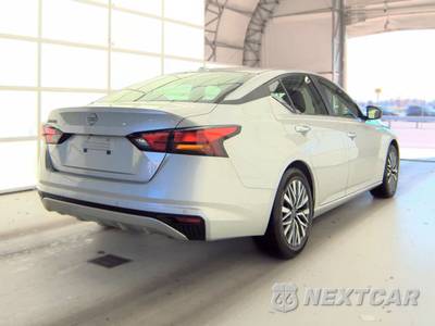 2025 Nissan Altima SV - zdjęcie 4 z 22 - miniatura