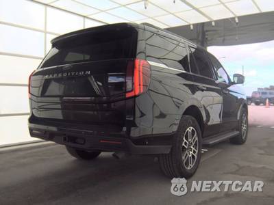 2025 Ford Expedition Active - zdjęcie 4 z 31 - miniatura