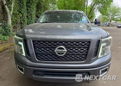 2016 Nissan TITAN XD PRO-4X Crew Cab Medium Bed - zdjęcie 8 z 26 - miniatura