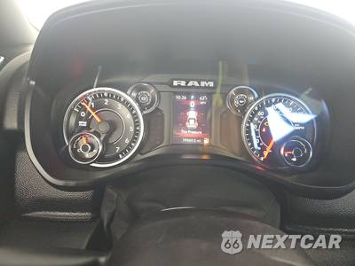 2019 Ram 1500 Big Horn/Lone Star Extended Cab Medium Bed - zdjęcie 12 z 17 - miniatura