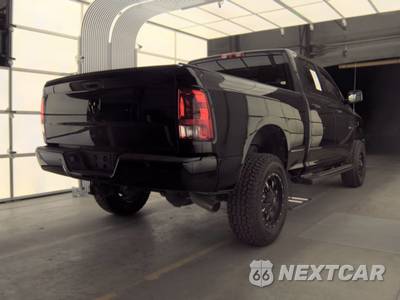 2017 Ram 2500 Tradesman Crew Cab Medium Bed - zdjęcie 4 z 31 - miniatura