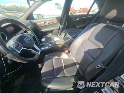 2014 Mercedes-Benz C 250 Sedan - zdjęcie 7 z 27 - miniatura