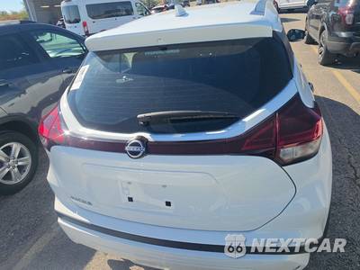 2025 Nissan Kicks Play - zdjęcie 5 z 24 - miniatura