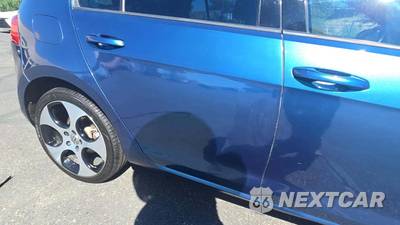 2016 Volkswagen Golf 1.8T S Hatchback w/Sunroof - zdjęcie 20 z 39 - miniatura