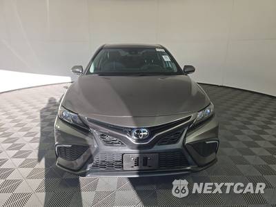 2023 Toyota Camry SE - zdjęcie 2 z 17 - miniatura