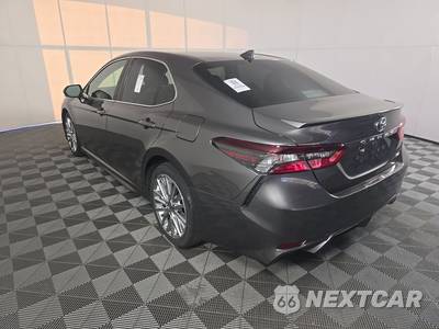 2023 Toyota Camry SE - zdjęcie 6 z 17 - miniatura