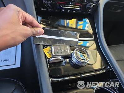 2023 Jeep Grand Cherokee Limited - zdjęcie 21 z 30 - miniatura