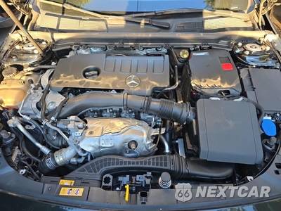 2021 Mercedes-Benz CLA 250 4MATIC - zdjęcie 18 z 27 - miniatura