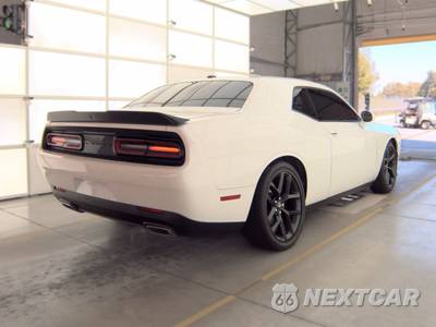 2021 Dodge Challenger GT - zdjęcie 4 z 18 - miniatura