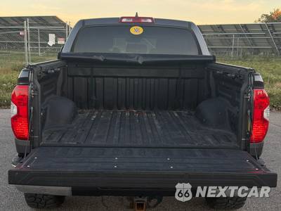 2020 Toyota Tundra SR5 Crew Cab Extra Short Bed - zdjęcie 13 z 25 - miniatura