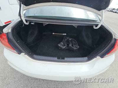 2013 Honda Civic Sedan LX - zdjęcie 16 z 25 - miniatura