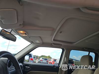 2014 Jeep Patriot Latitude - zdjęcie 17 z 20 - miniatura