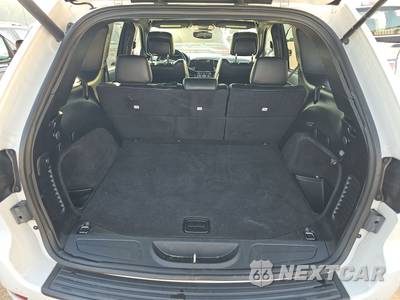 2020 Jeep Grand Cherokee Altitude Edition - zdjęcie 16 z 19 - miniatura