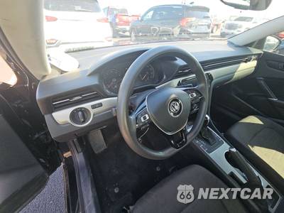 2020 Volkswagen Passat 2.0T S - zdjęcie 11 z 34 - miniatura