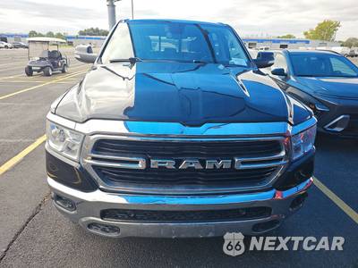 2019 Ram 1500 Big Horn/Lone Star Crew Cab Short Bed - zdjęcie 2 z 28 - miniatura