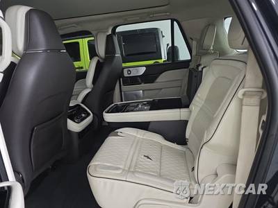 2021 Lincoln Navigator L Black Label - zdjęcie 10 z 17 - miniatura