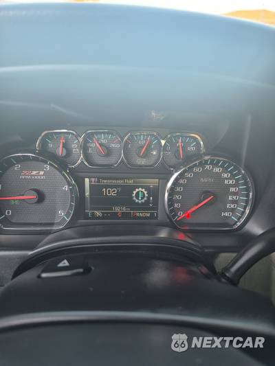 2015 Chevrolet Silverado 2500HD LT Crew Cab Medium Bed 1LT w/Built-In Wi-Fi - zdjęcie 14 z 30 - miniatura