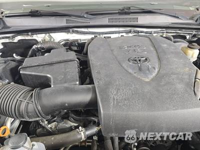 2019 Toyota Tacoma SR5 Crew Cab Medium Bed - zdjęcie 16 z 17 - miniatura